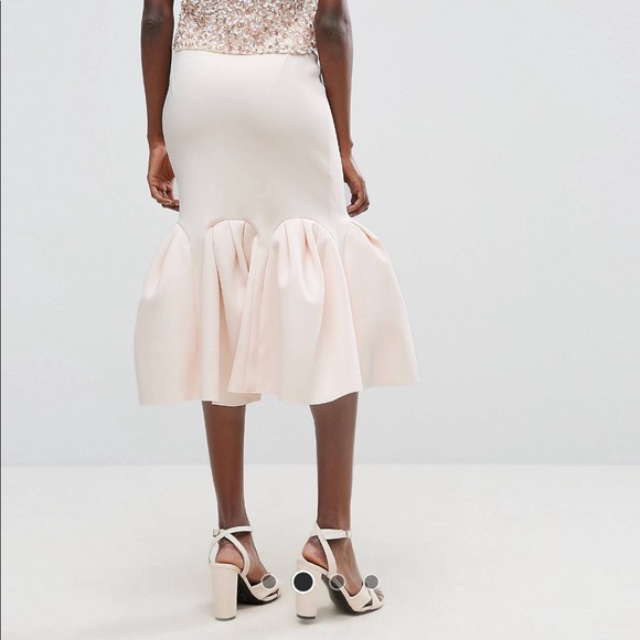 beige pephem midi skirt - Picture 3 of 5